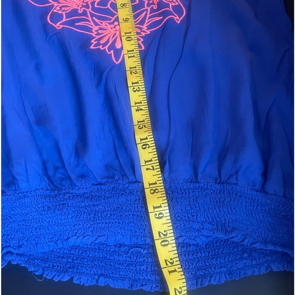 Arden B Royal blue, peach embroidered floral top, short sleeve - Picture 7 of 8